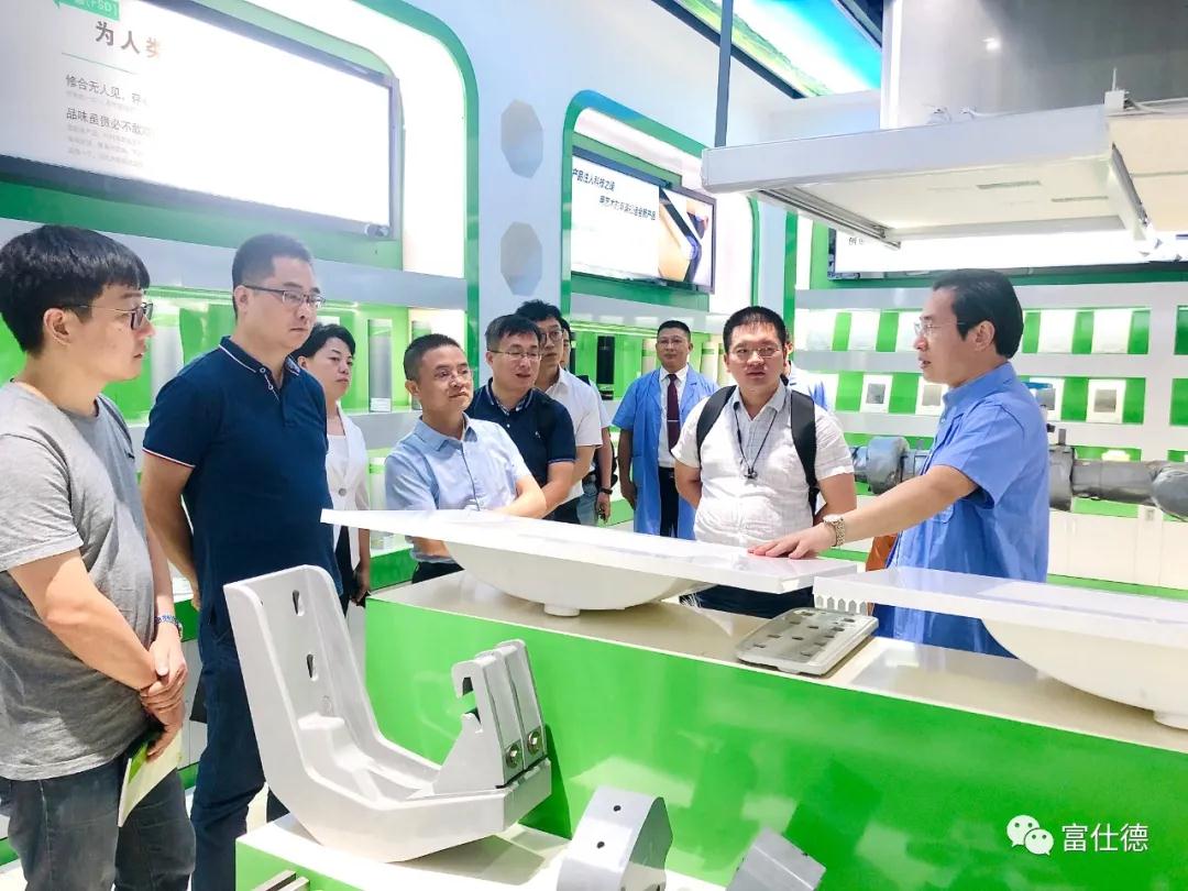 人大.jpg 人大.jpg